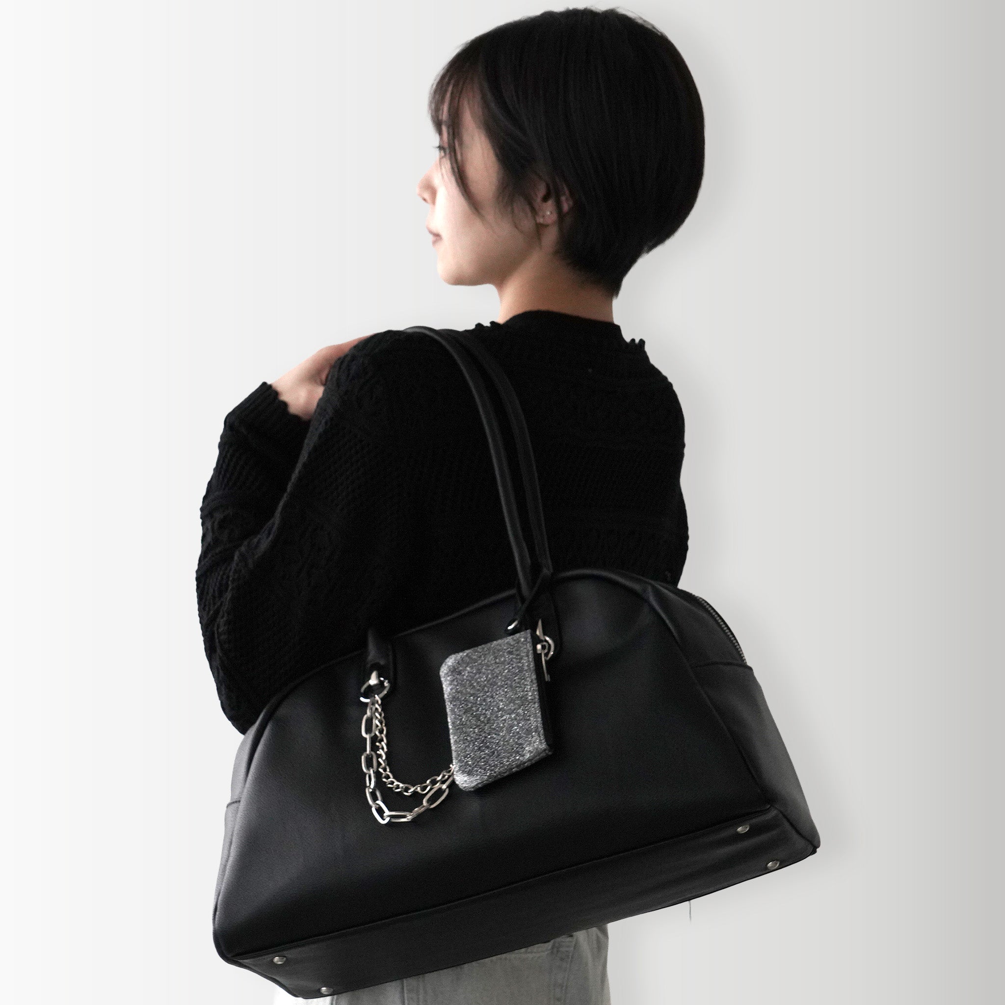 キャリーオンポーチ付きチェーンストラップボストンバッグ│FOR YOURS
